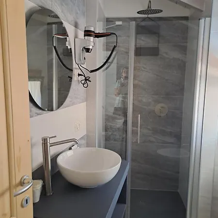 Al San Michele Guest house Stresa