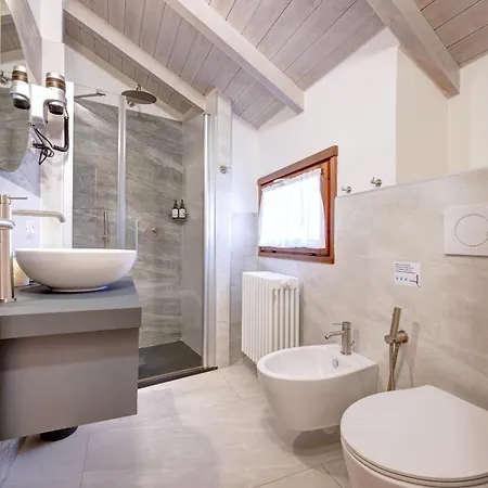 Al San Michele Гостевой дом Стреза